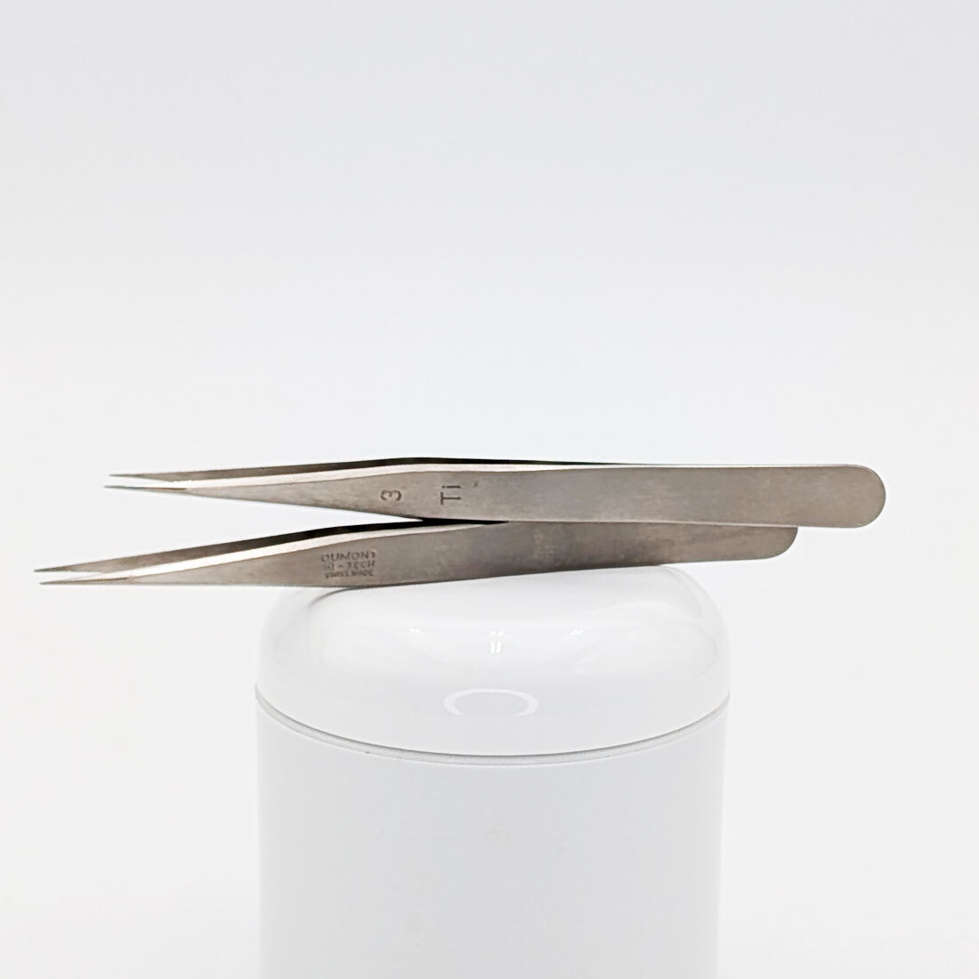 Dumont Titanium Style 3Ti Tweezers - Available at Instantronics